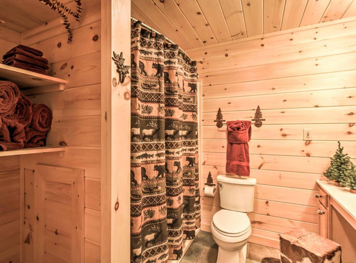 Private Sevierville Cabin With Mountain Views And Loft Экстерьер фото